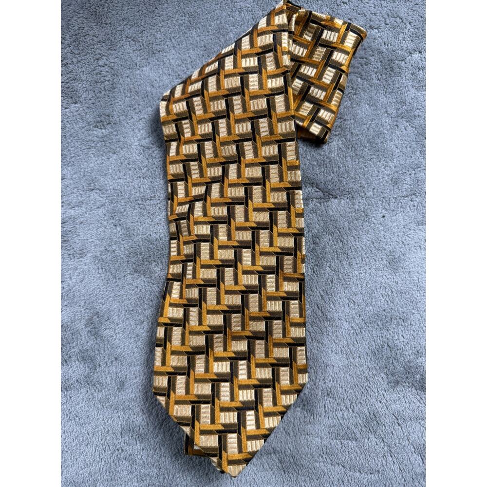 Bachrach Mens Silk Tie Gold Tan Black Geometric Basketweave Made in Italy